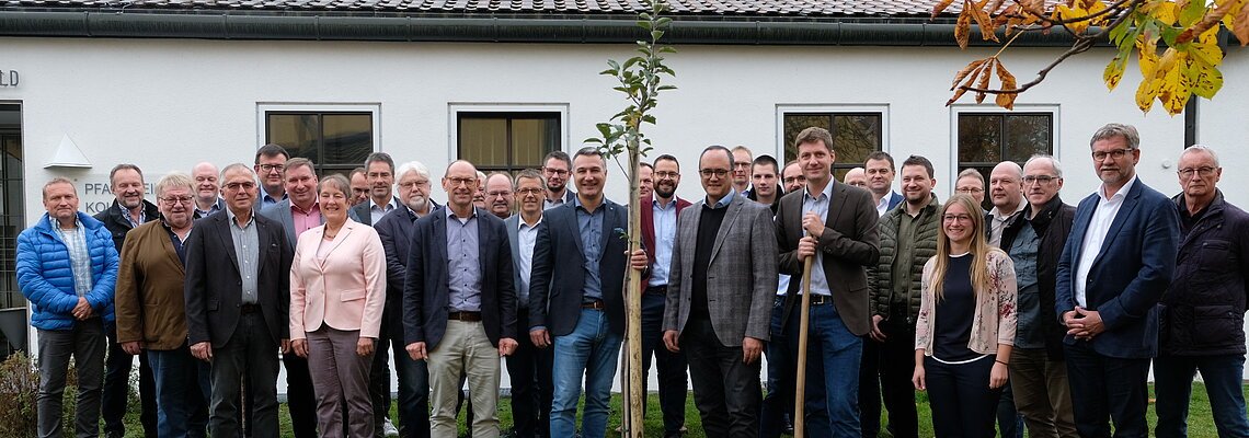 Gruppenbild Auftaktveranstaltung Klimaschutznetzwerk Altmühlfranken